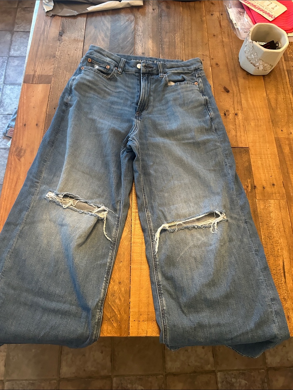 American Eagle Outfitters Women's Light Blue Distressed Relaxed Jeans